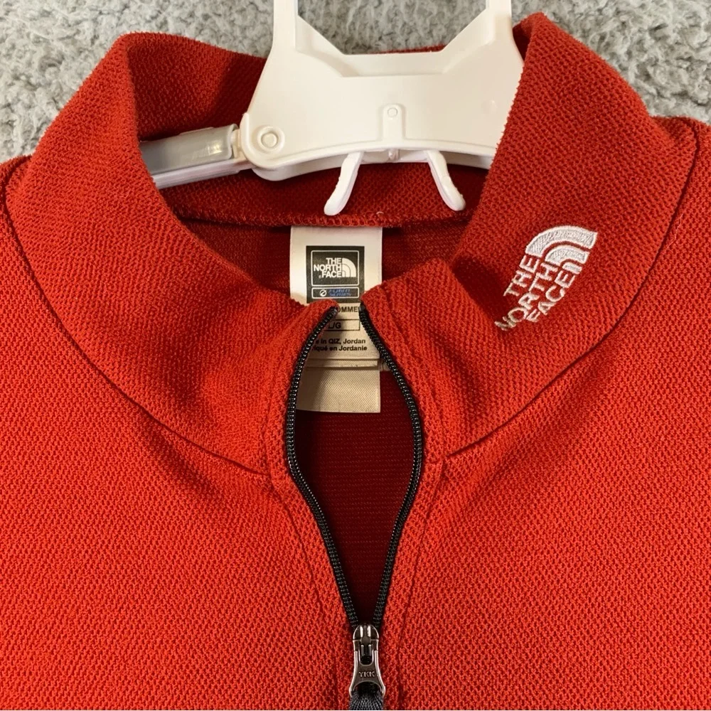 The North Face  Flight Series Sweater Men's‎ 1/4 Zip Long Sleeve Pullover Red L